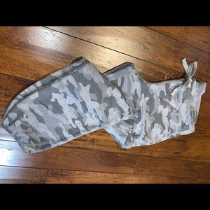 Gap Camo Joggers